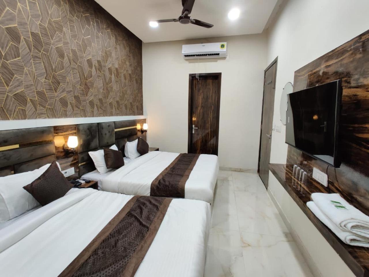 Hotel Gs Amritsar 200 Mtr From Golden Temple Luaran gambar