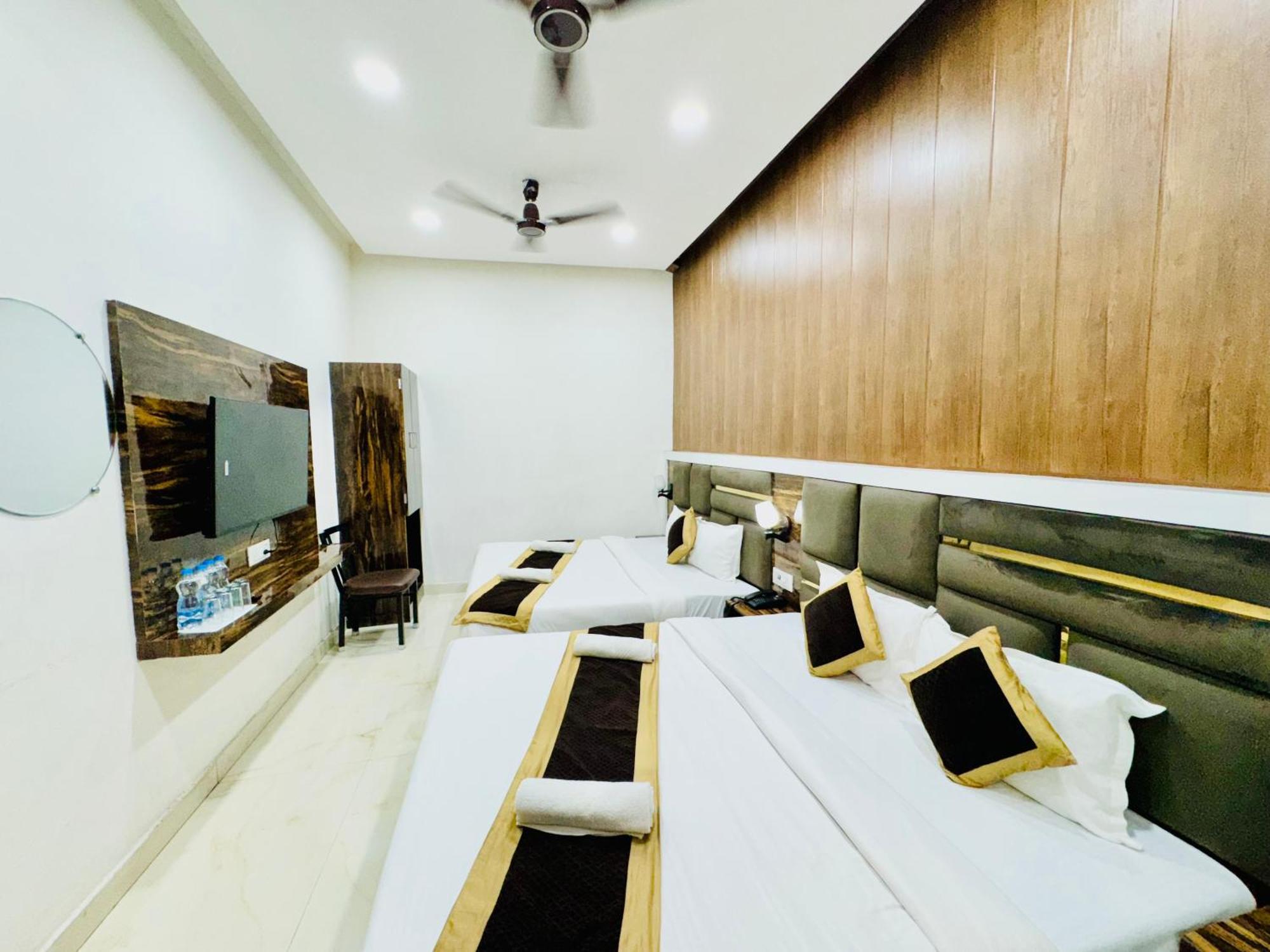 Hotel Gs Amritsar 200 Mtr From Golden Temple Luaran gambar