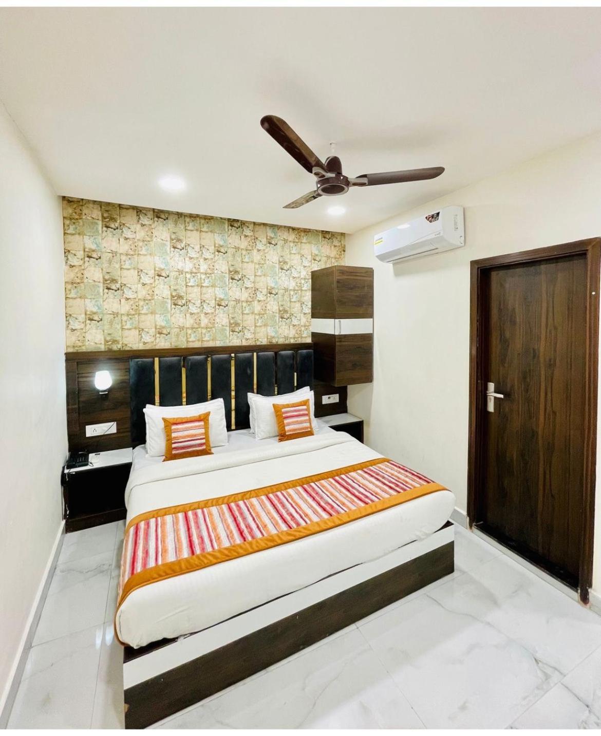 Hotel Gs Amritsar 200 Mtr From Golden Temple Luaran gambar